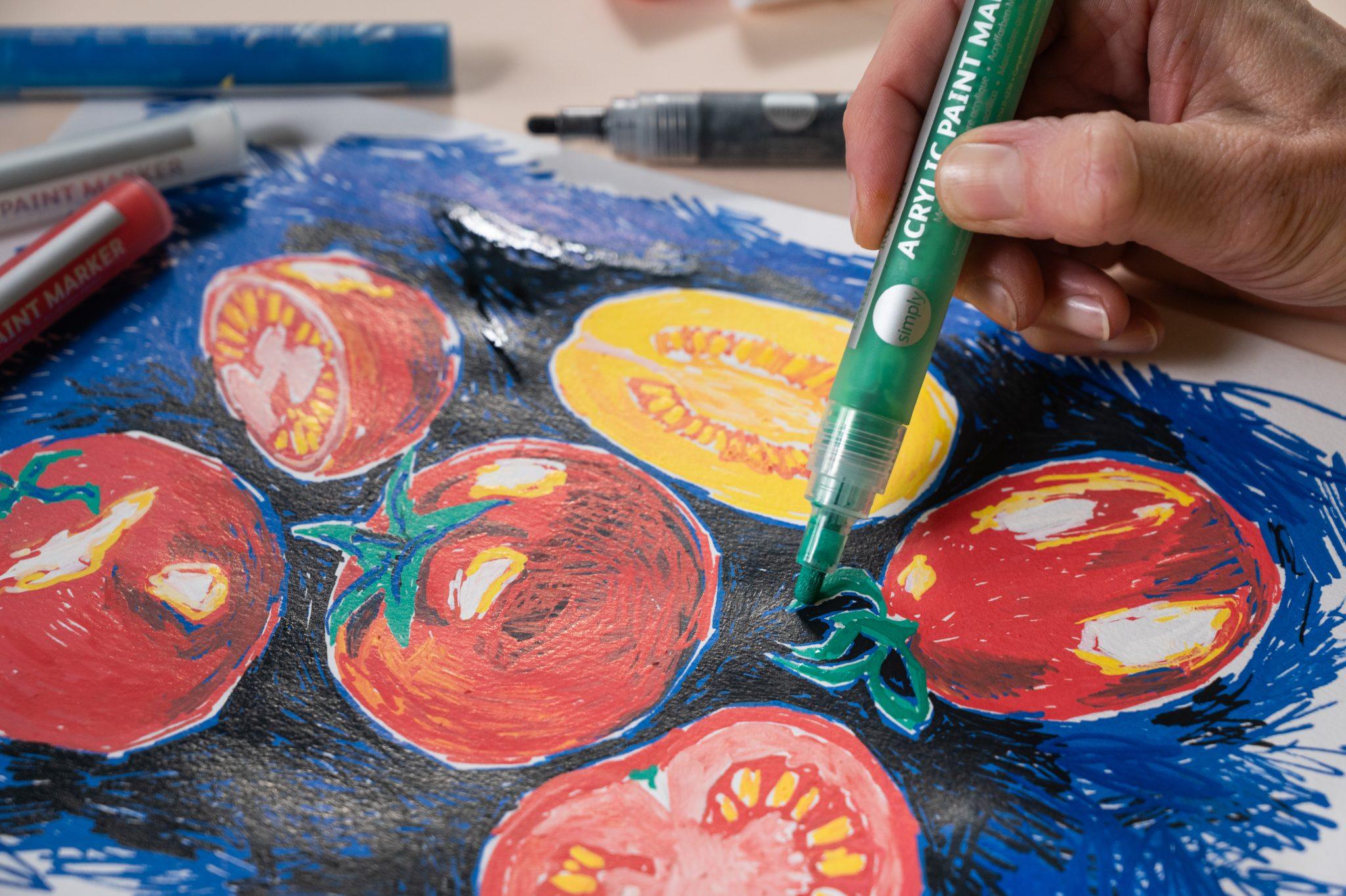 Zeleni Daler-Rowney Simply akrilni marker u uporabi na ilustraciji